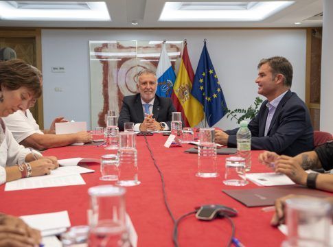 Canarias solicitará a la UE que adelante parte del POSEI adicional para ayudas al subsector ganadero
