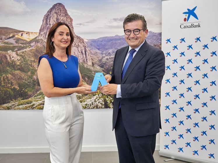 La empresaria Cristina Mendoza gana la fase territorial del “Premio A Mujer Profesional Autónoma” en Canarias