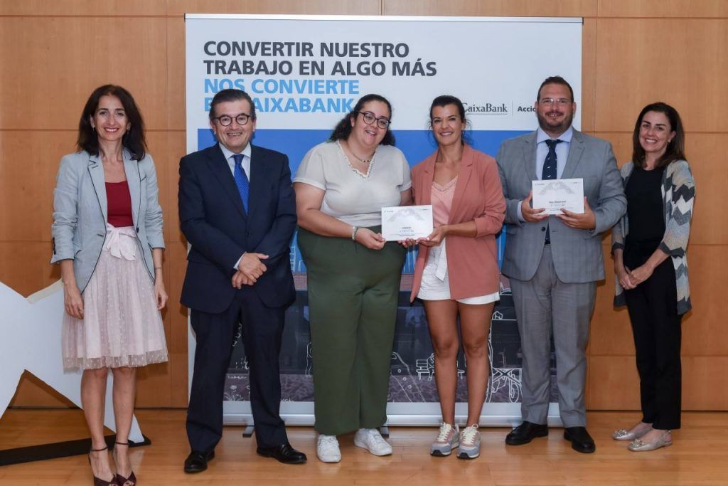 CaixaBank apoya con 15.000 euros a Aspercan gracias a su programa de empleados 'Planta tu proyecto'