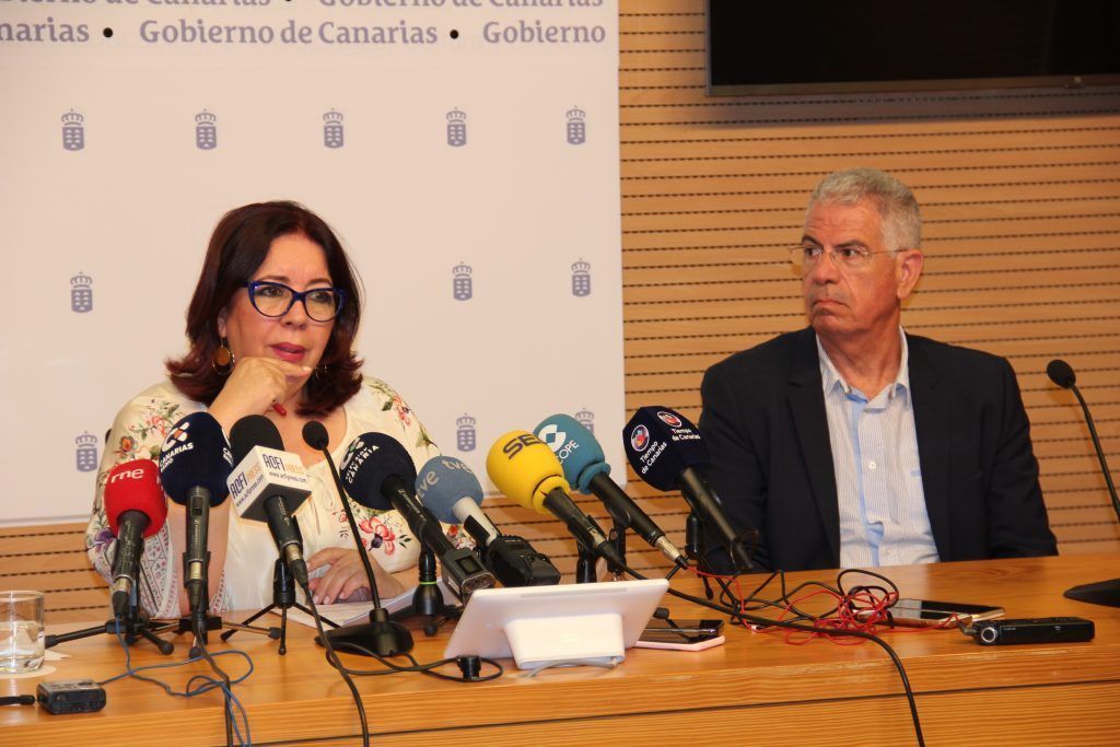Armas anuncia la incorporación de más de 1.600 docentes al sistema educativo canario para el próximo curso￼