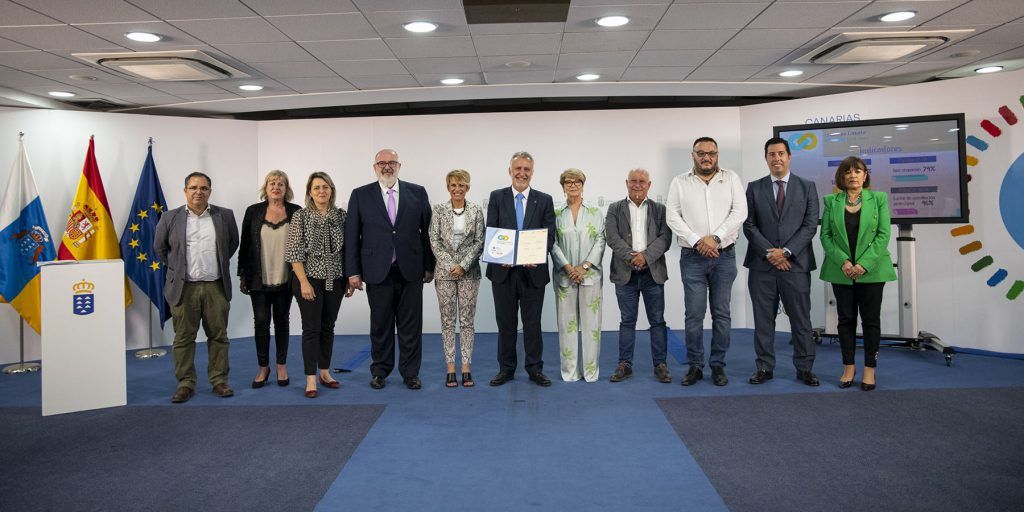 El Gobierno firma con patronales y sindicatos la Estrategia Canaria de Formación Profesional Dual