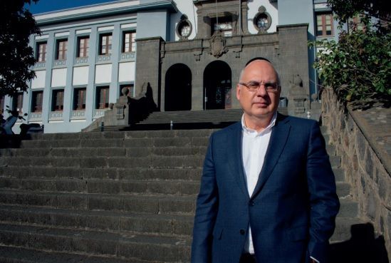 Juan Diego Betancor: “La Fundación General de la Universidad intenta llegar a toda la sociedad, no solamente a los matriculados”