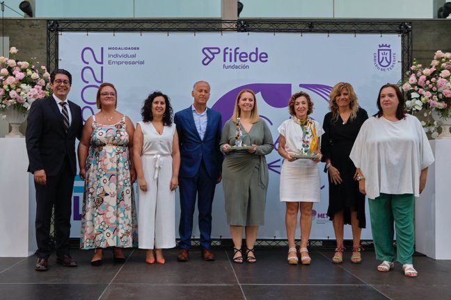 La catedrática Margarita Ramos y Cajasiete, Premios Fifede a la Igualdad en el Empleo ‘Ellas 2022’