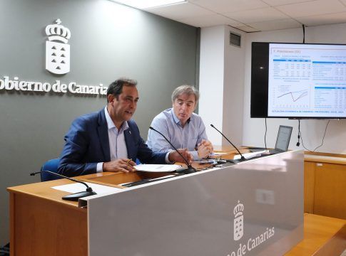 Economía mantiene el crecimiento de Canarias por encima del estatal hasta fin de año