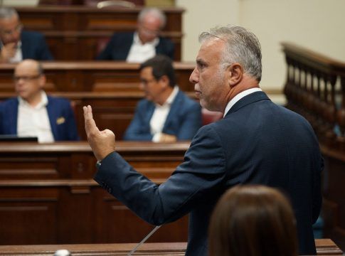 Torres resalta la fortaleza económica de Canarias para afrontar la coyuntura actual