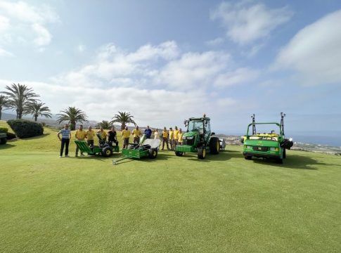 Abama Golf, en el sur de Tenerife, renueva maquinaria para optimizar el mantenimiento del campo