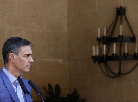 Sánchez se reúne este lunes con el presidente de Canarias en Lanzarote