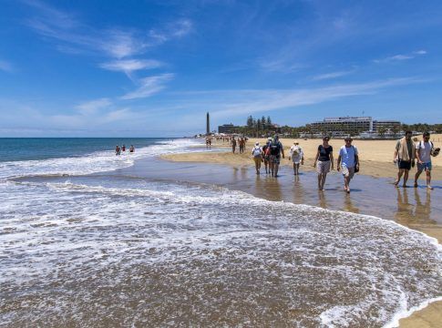 Canarias recibió en julio a más turistas que antes de la pandemia