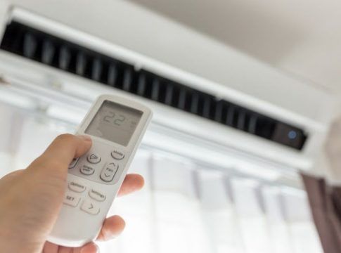 Regular la temperatura y apagar luces de escaparates, las primeras medidas de ahorro energético que entran en vigor este miércoles