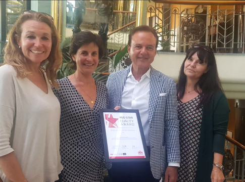 <strong>ADRIAN Hoteles Jardines de Nivaria recibe el Red Star Quality Award </strong>
