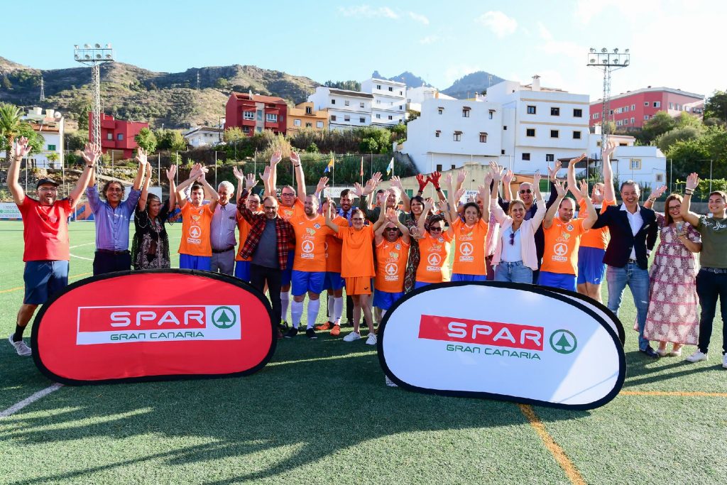 SPAR Gran Canaria fomenta la integración deportiva junto al CF Panadería Pulido Vega de San Mateo