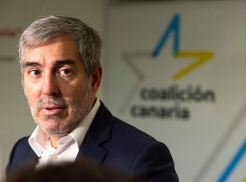 Clavijo presenta “un proyecto que pone a las Islas por encima de intereses partidistas” 