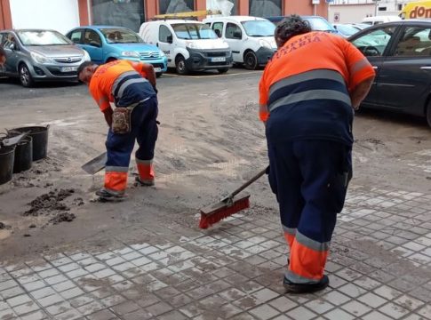 'Hermine' deja casi 700 incidencias en las dos capitales canarias 