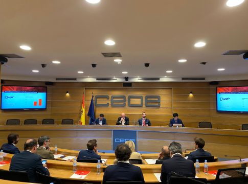 <strong>CEAJE reúne al jurado del Premio Nacional Joven Empresario 2022 para valorar las candidaturas finalistas</strong>