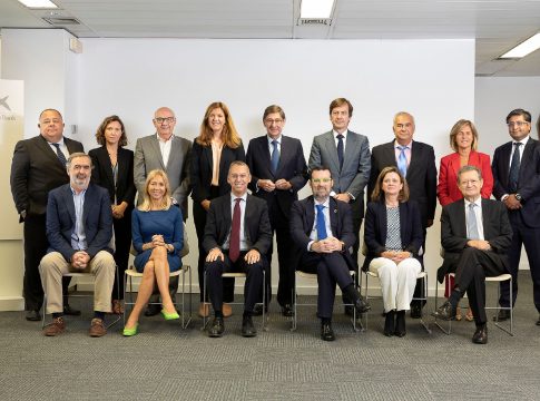 Goirigolzarri traslada al Comité Consultivo de accionistas de CaixaBank las fortalezas de la entidad para afrontar los retos del sector