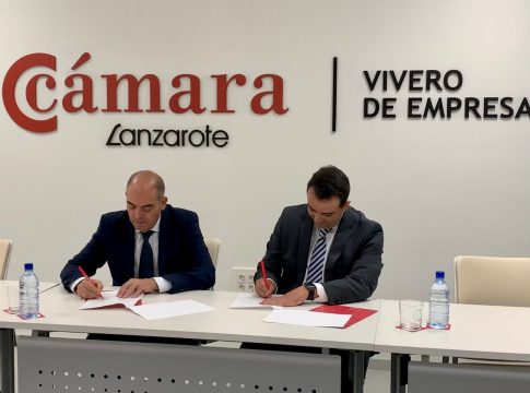 <strong>La Cámara de Comercio de Lanzarote y ATA firman un convenio para facilitar a los autónomos la solicitud de la ayuda del programa Kit Digital</strong>