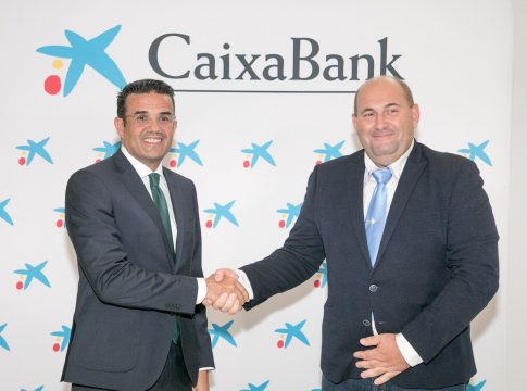 CaixaBank y la Federación de Lucha Canaria de Tenerife renuevan su compromiso