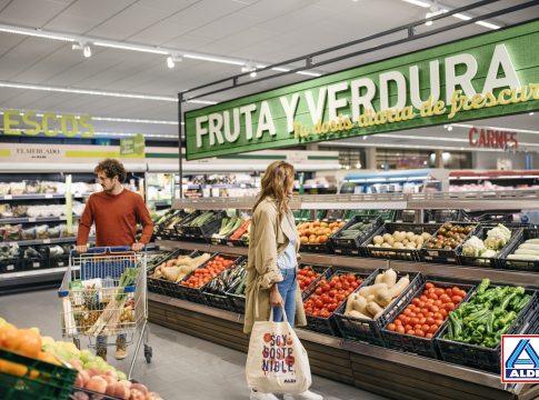 Las familias canarias dedican el 37,4% de su presupuesto anual en alimentación a productos frescos
