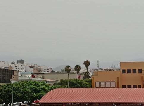 Sanidad recomienda a las personas más sensibles tomar precauciones ante la presencia de calima