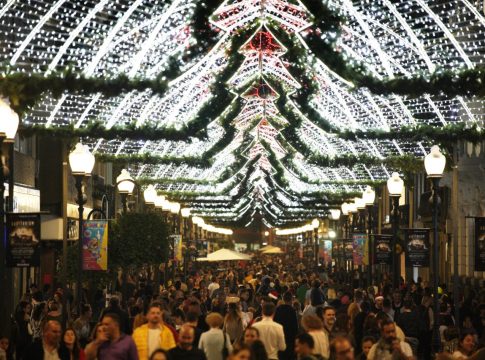 El PP afirma que es “incomprensible” y un “agravio” que el concurso para instalar luces navideñas solo cubra dos calles de Las Palmas de Gran Canaria