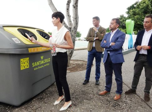 Santa Cruz de Tenerife y Ecoembes incorporan un sistema de recompensas por reciclar