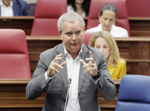 El consejero Franquis anuncia la construcción de más de 900 viviendas para ponerlas en alquiler a precios asequibles
