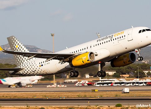 <a href="https://www.preferente.com/noticias-de-transportes/noticias-de-aerolineas/vueling-refuerza-la-operativa-entre-londres-y-canarias-321664.html">Vueling refuerza la operativa entre Londres y Canarias</a>