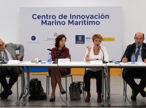<strong>Gobierno, instituciones, empresarios y sindicatos dan su respaldo a la Economía Azul en Canarias<a></a></strong>