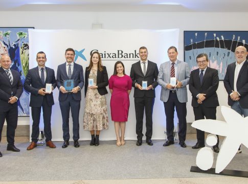 CaixaBank impulsa la VII edición de los Premios de Innovación y Modernización de Empresas Turísticas en Canarias