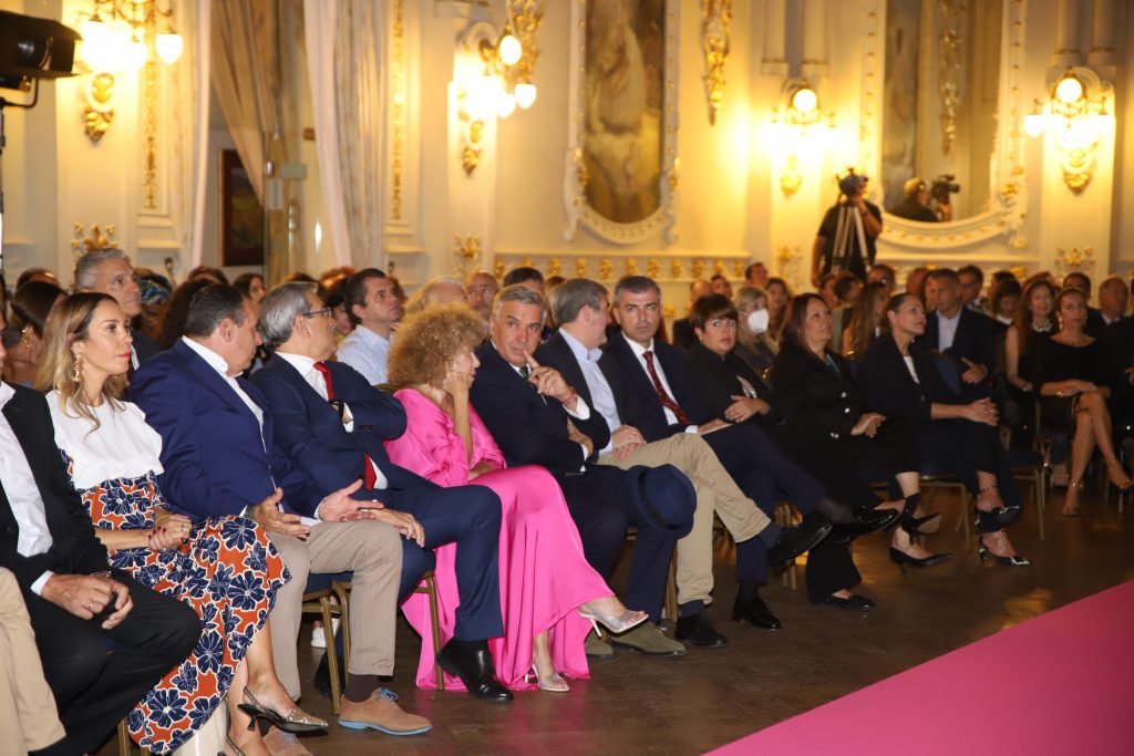 Charter 100 Gran Canaria premia la defensa de mujeres vulnerables y el compromiso por la igualdad