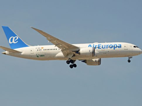Air Europa celebra la semana del Black Friday con un 20% de descuento en sus vuelos