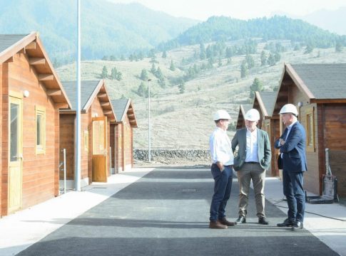 Torres visita las 80 viviendas para afectados del volcán de La Palma que se entregarán este mes de noviembre