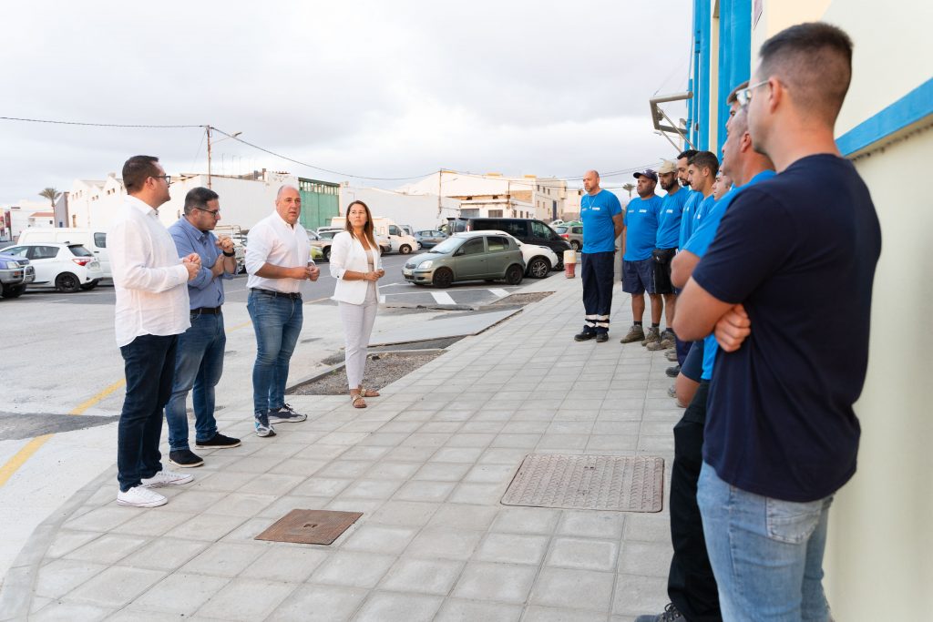 Un total de trece personas mejoran las instalaciones hidráulicas de Fuerteventura gracias a un plan de empleo del Cabildo