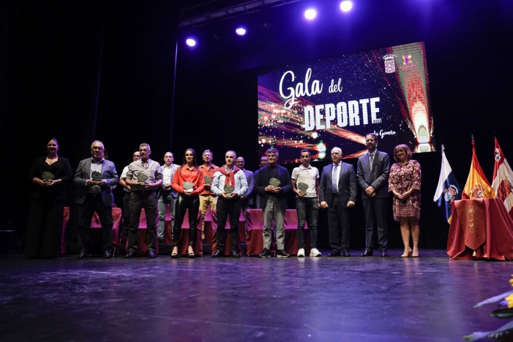 La Gomera galardonó el compromiso y los valores de clubes y deportistas en una gala institucional