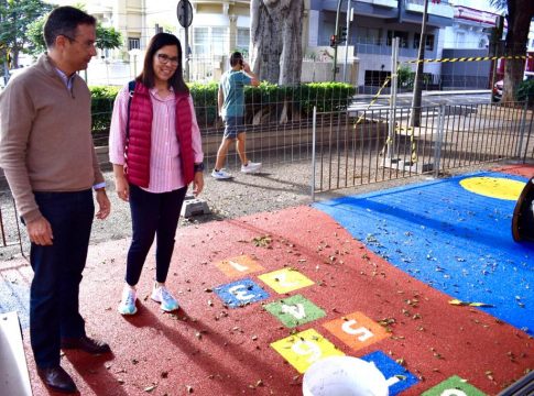 Servicios Públicos renueva la zona infantil de la Rambla de Santa Cruz de Tenerife