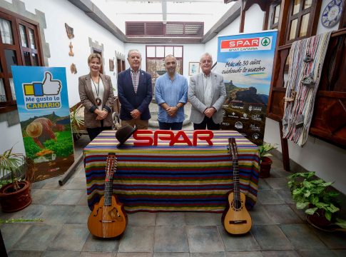 SPAR Gran Canaria y la Fundación Ochosílabas se alían para promover la cultura canaria