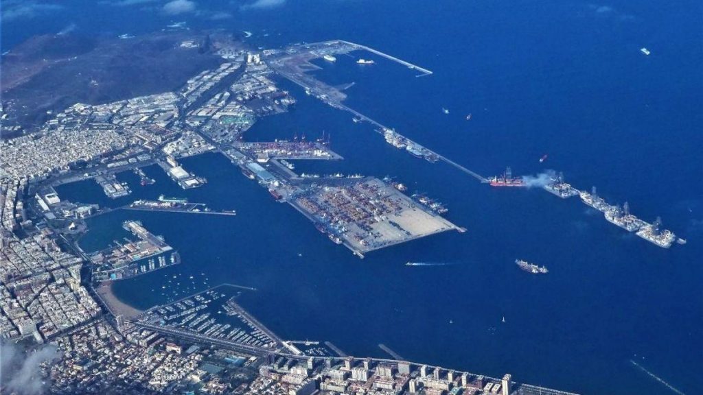 El Tribunal Superior de Justicia de Canarias respalda el despido de dos empleados por apropiarse de casi un millón de euros en el Puerto de Las Palmas