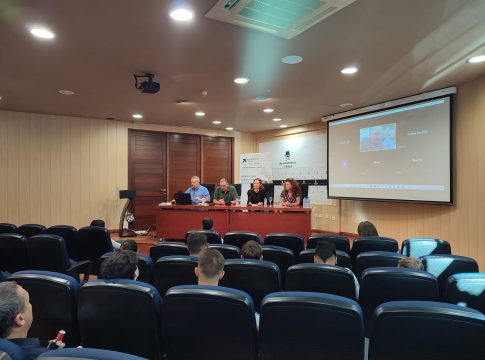 El Ayuntamiento de Adeje y FEPECO destacan la figura de la mujer y la juventud en la jornada ‘La construcción como creadora de espacios para vivir’