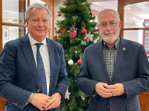 El consejero Franquis informa a FEPECO de la planificación de la Consejería de Obras Públicas para invertir en la modernización de las carreteras de Tenerife