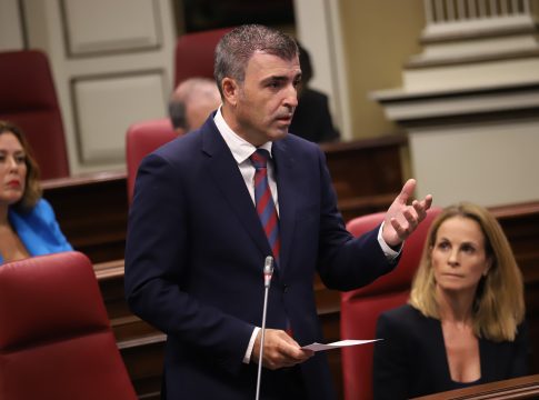 Manuel Domínguez afirma que la gestión sociosanitaria es otro de los grandes fracasos del Gobierno de Canarias