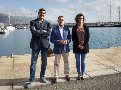 Santa Cruz de Tenerife espera más de 200 participantes en la II Travesía a Nado “San Salitre”
