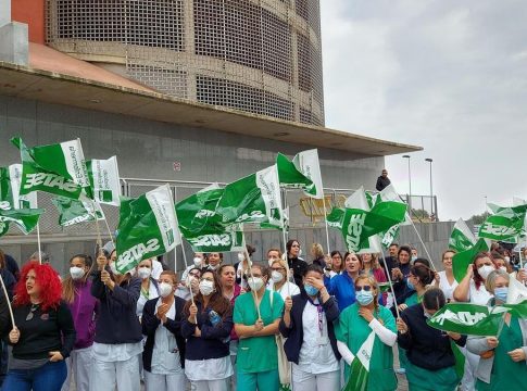El sindicato SATSE denuncia un “caos” en la contratación de enfermeras del Hospital Universitario de Canarias
