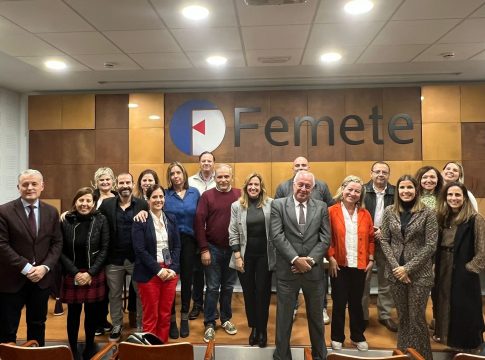 <strong>La candidata de CC a la presidencia del Cabildo de Tenerife se reúne con Femete  </strong>