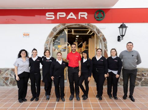 SPAR Gran Canaria arranca el 2023 con una nueva tienda en Bahía Feliz creando 10 nuevos puestos de trabajo