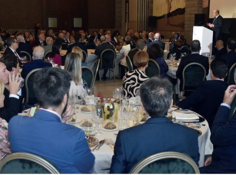 La CCE ha vuelto a celebrar su tradicional encuentro navideño