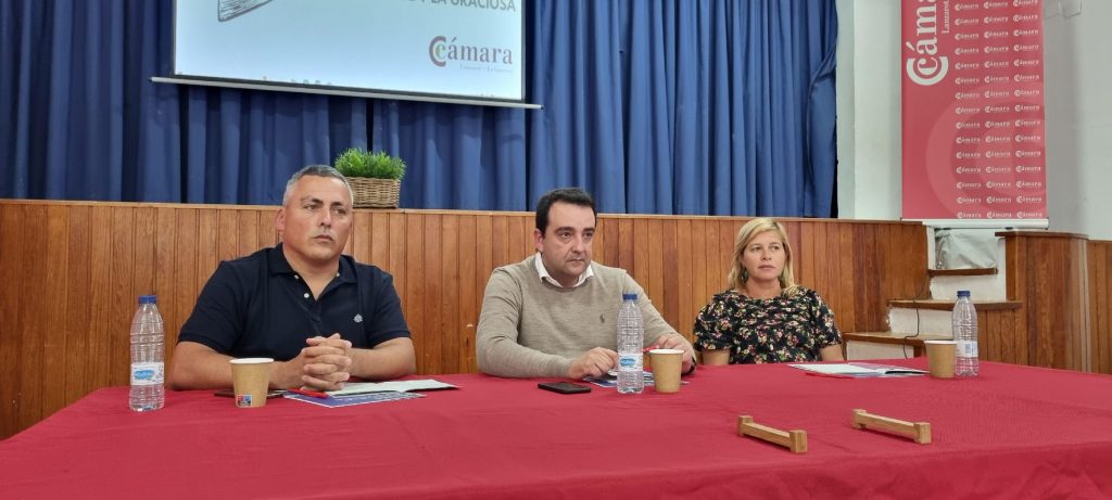 <strong>La Cámara se reúne con las empresas de La Graciosa para elaborar un plan de acción en la octava isla</strong>