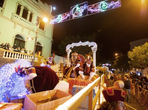 La Gran Cabalgata de Reyes vuelve a su formato tradicional en Adeje