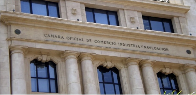 La Cámara de Comercio critica el nuevo<br>sistema de devolución de IGIC a turistas