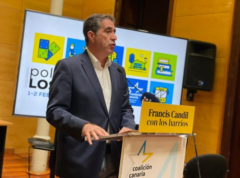 Francis Candil presenta el "I Congreso de Política para los barrios" de Las Palmas de Gran Canaria