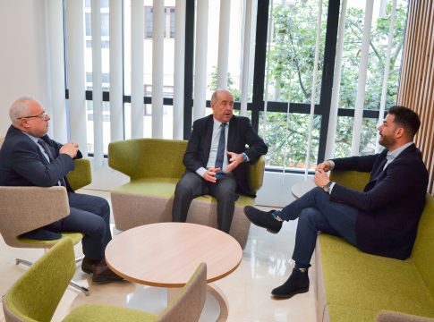<strong>AJE y la Confederación Canaria de Empresarios se reúnen para estrechar vínculos entre ambas entidades</strong>